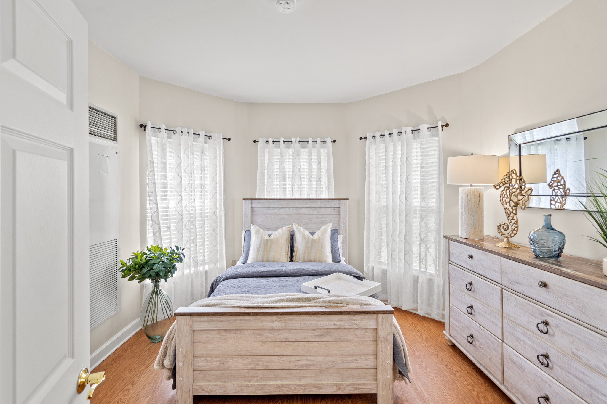 lake mary bed