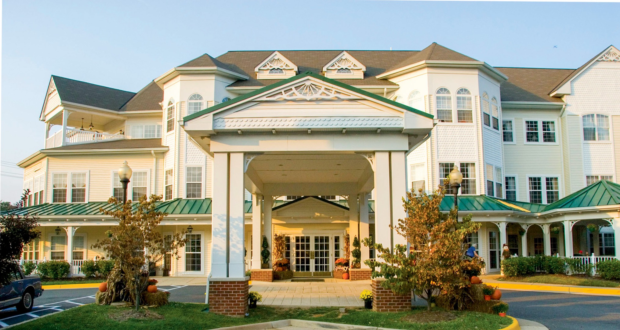 Mt Vernon Building Entrance