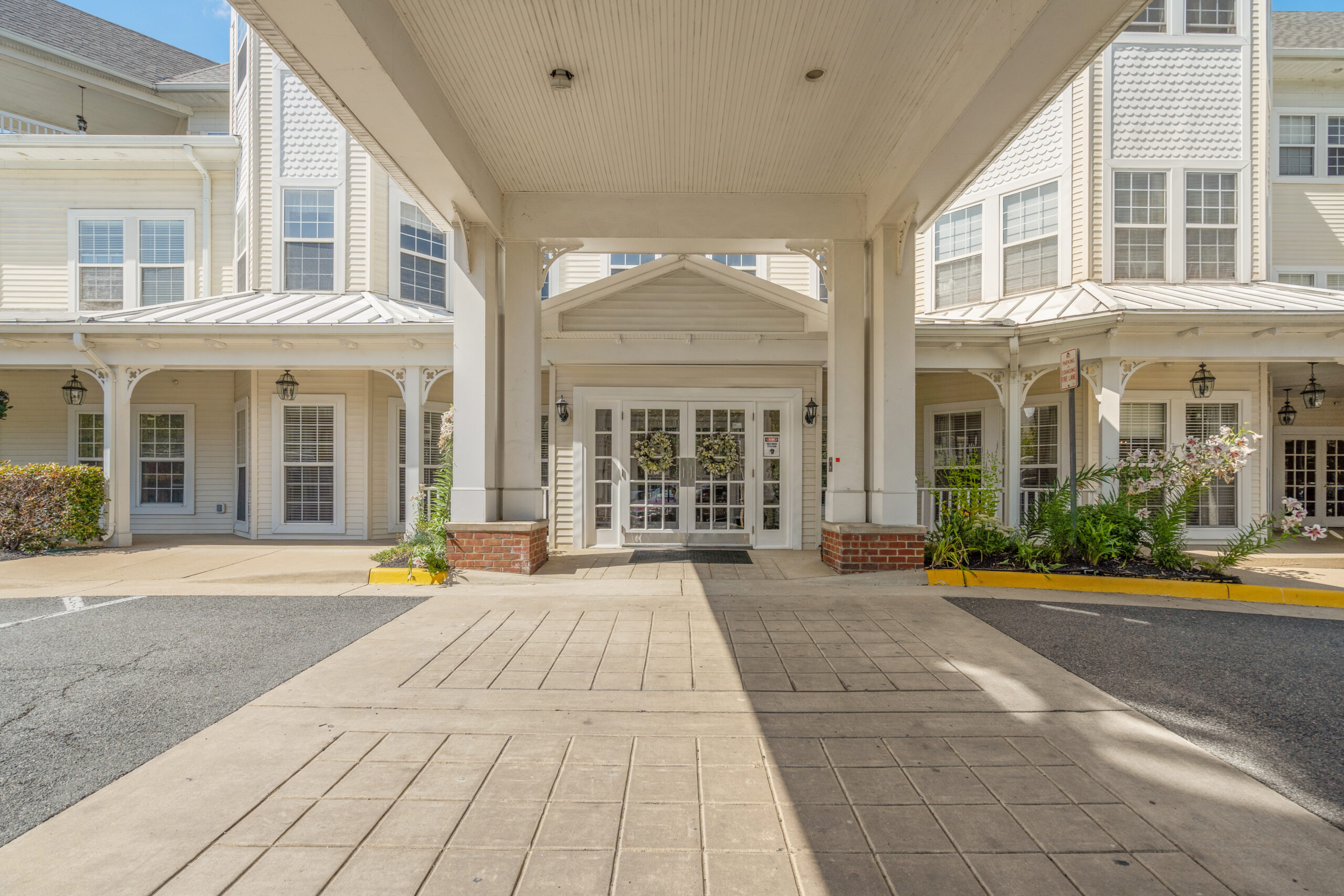 Mount vernon - Building Entrance 2
