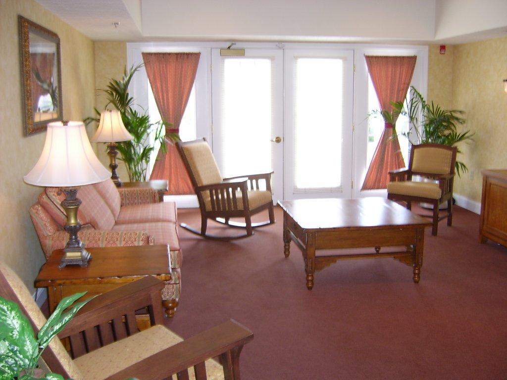 Singing Woods family sitting room